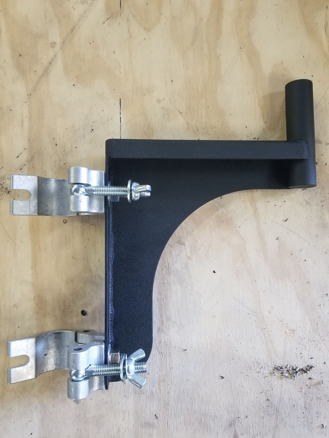 truss speaker mount
