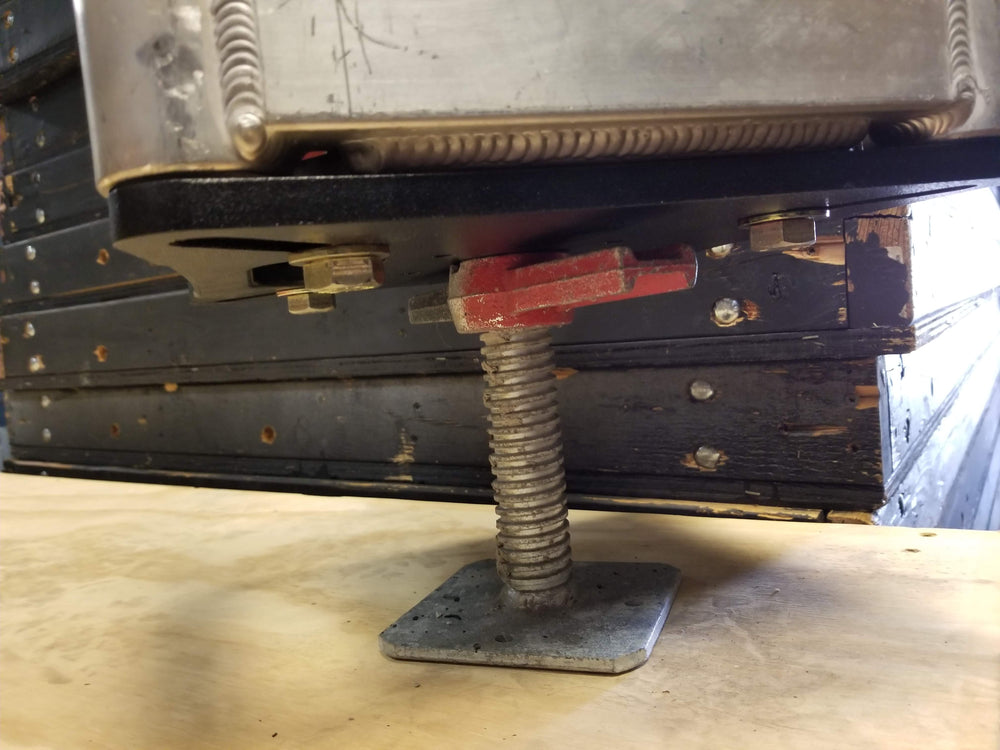 truss caster plate