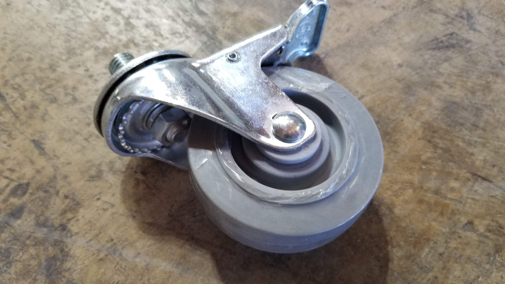 3.5" caster - 5/8"-11 threaded stem - Locking